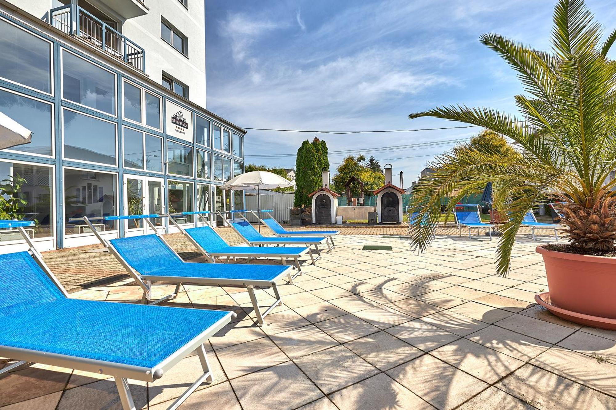 Hotel Silver Hajdúszoboszló Eksteriør billede