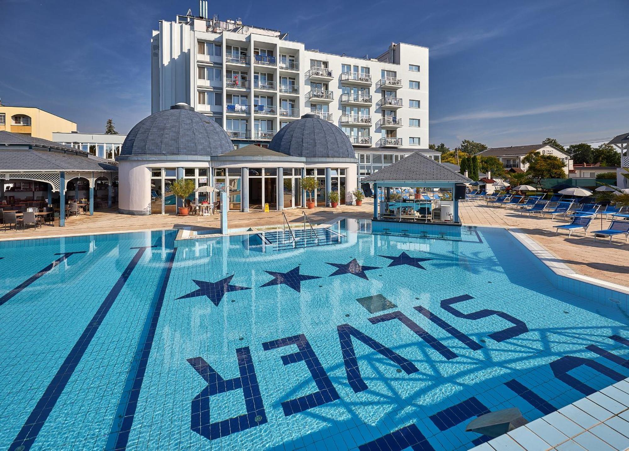 Hotel Silver Hajdúszoboszló Eksteriør billede