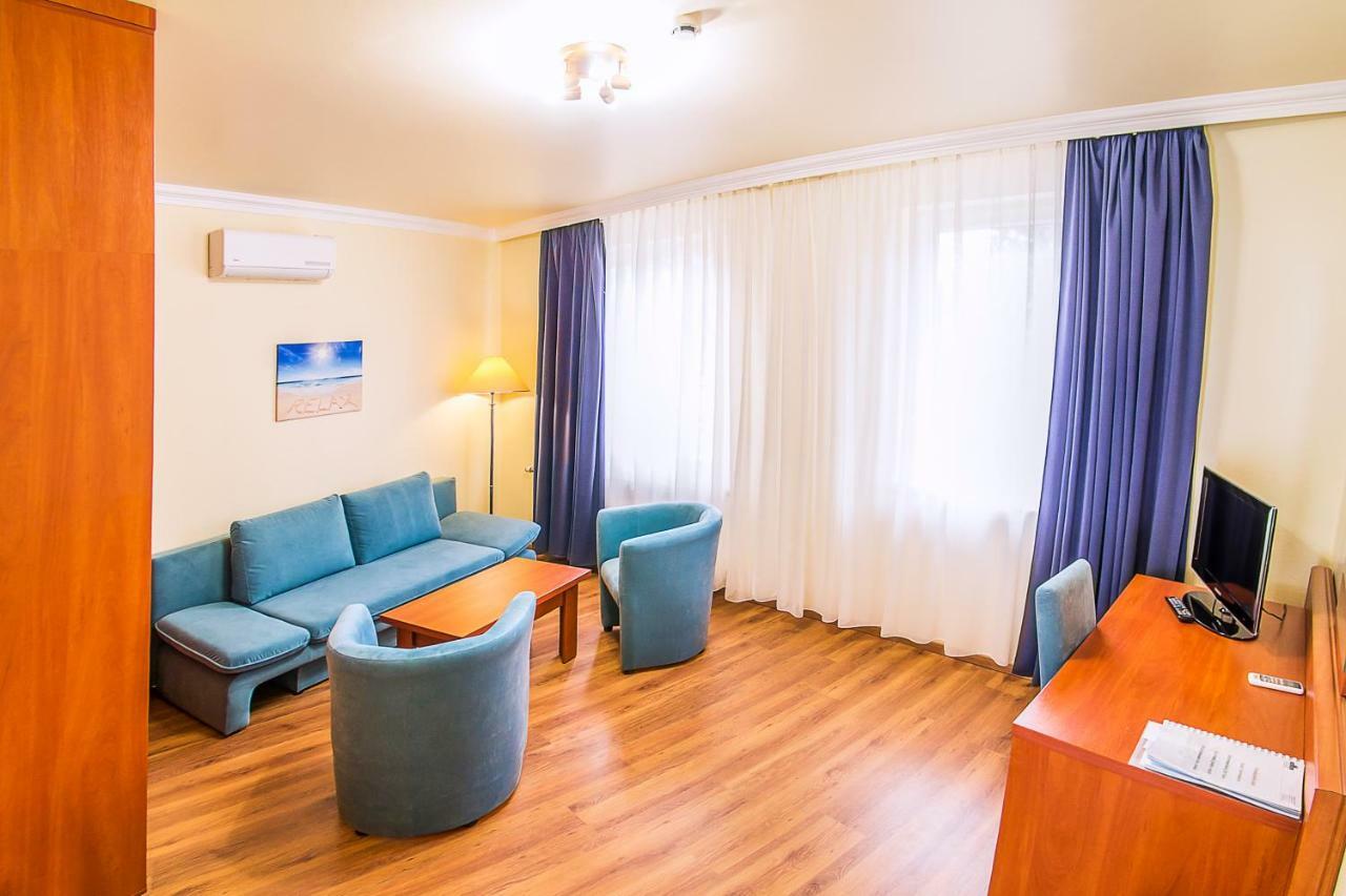 Hotel Silver Hajdúszoboszló Eksteriør billede